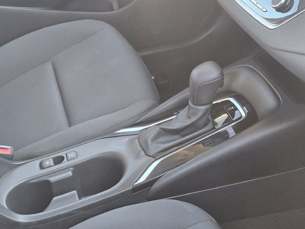 Used 2024 Toyota Corolla LE FWD image 13