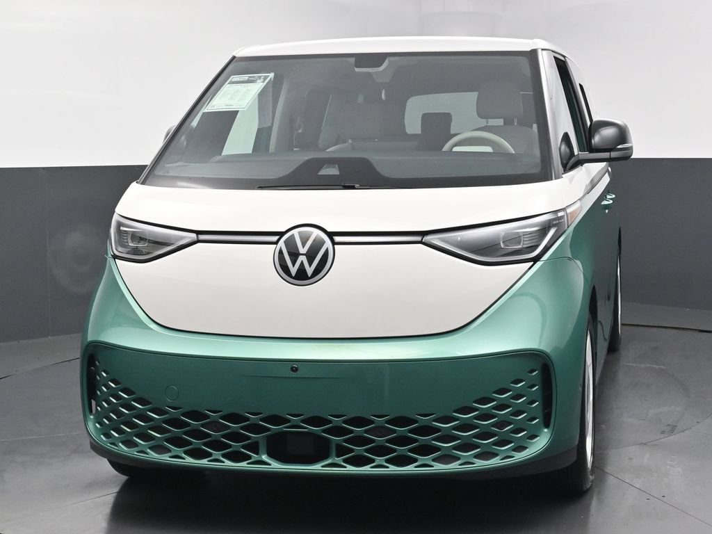 Used 2025 Volkswagen ID. Buzz 1st Edition AWD/4WD image 10