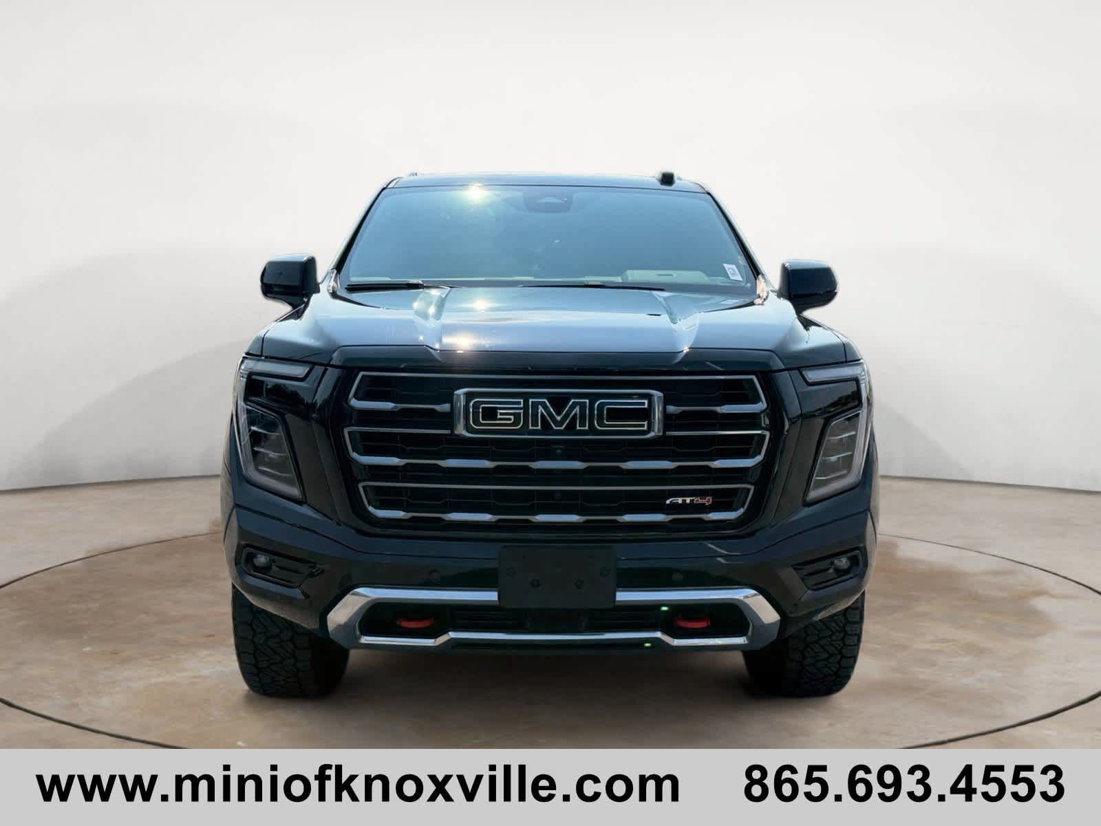 Used 2026 GMC Yukon XL AT4 AWD/4WD image 8