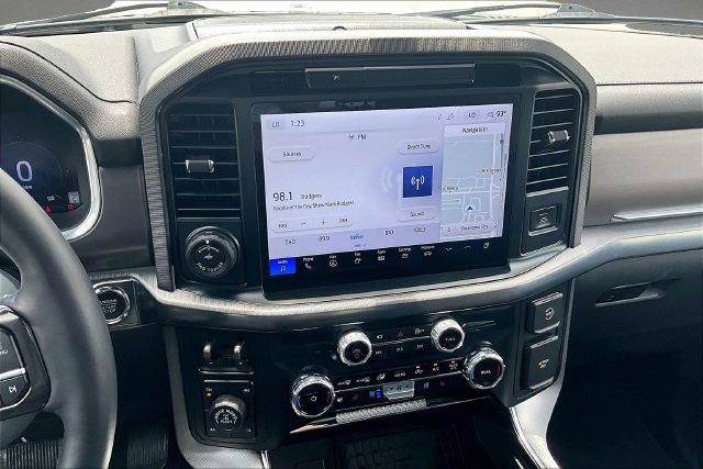 Used 2025 Ford F150 Platinum AWD/4WD image 4