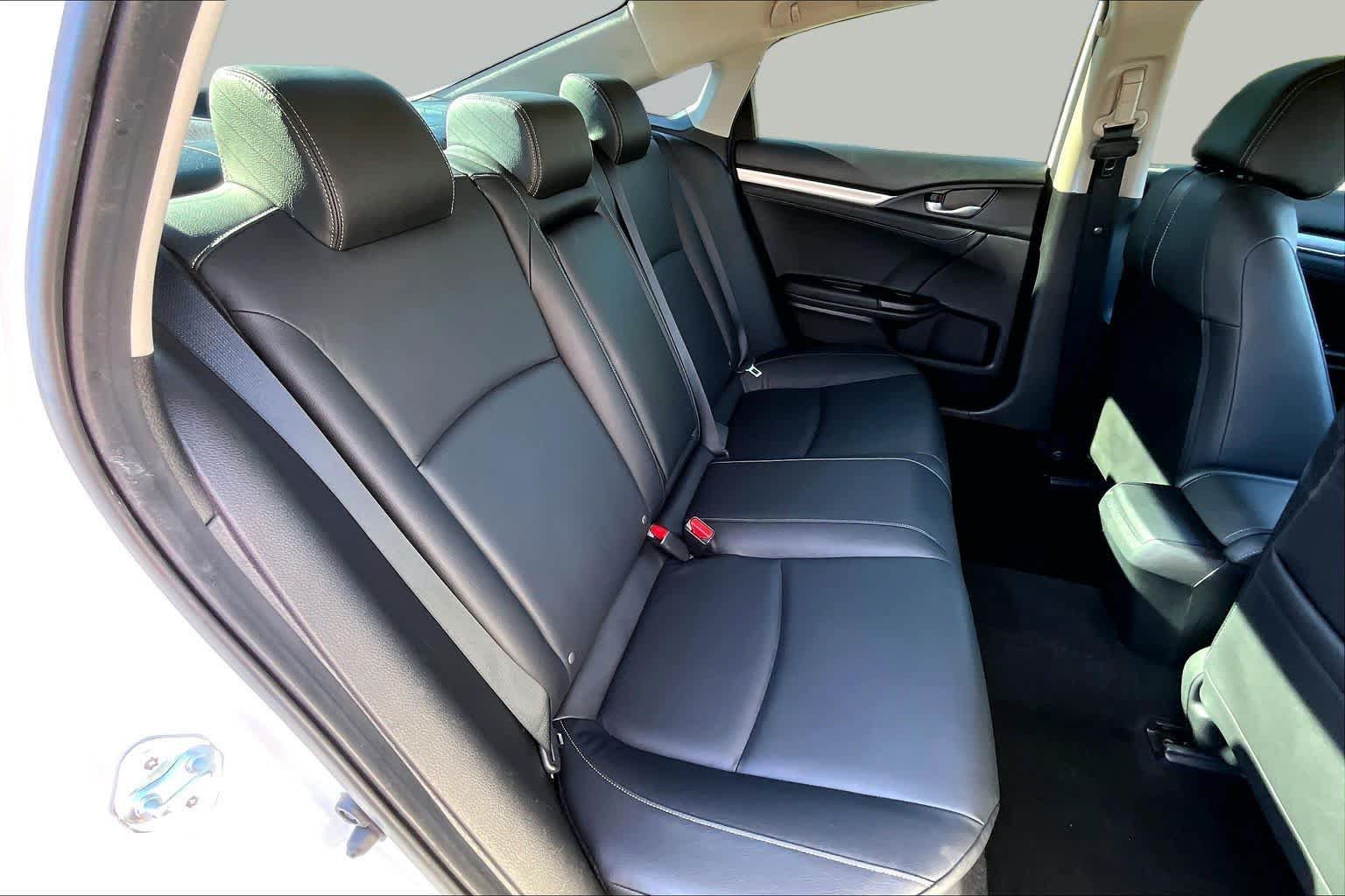 Used 2018 Honda Civic EX-L image 19