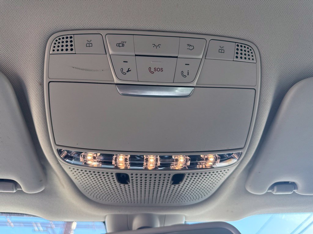 Used 2019 Mercedes-Benz GLC 300 image 17