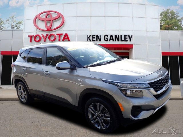 Used 2023 Kia Seltos LX