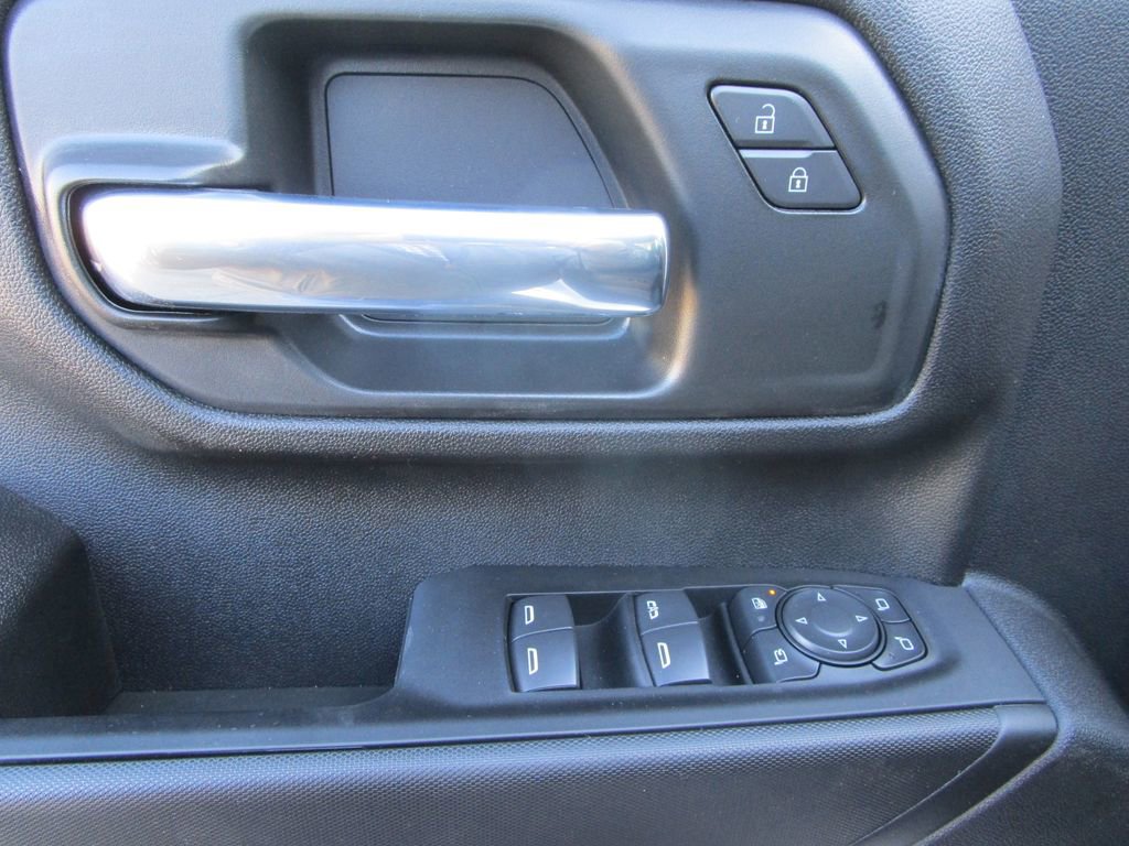 New 2026 Chevrolet Silverado 2500 Custom w/ Custom Value Package image 29