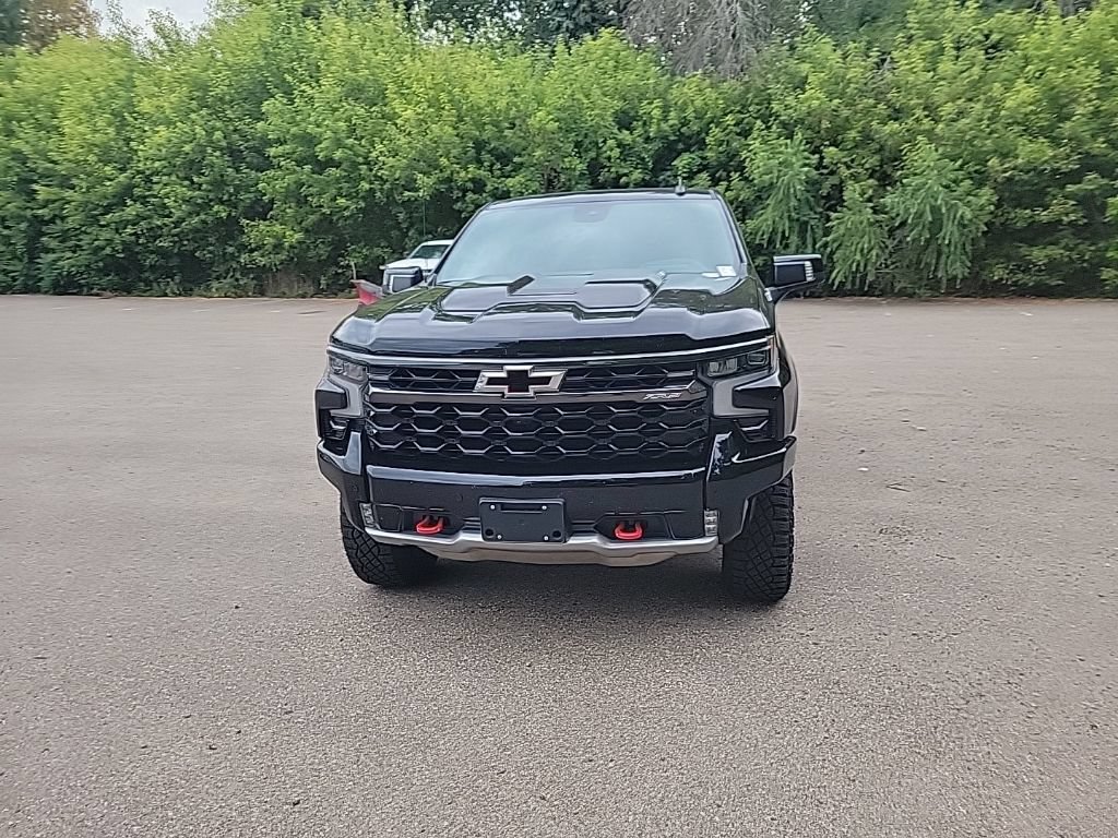 Used 2026 Chevrolet Silverado 1500 ZR2 AWD/4WD image 3