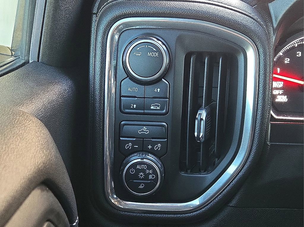 Used 2020 Chevrolet Silverado 1500 LT w/ All-Star Edition image 25