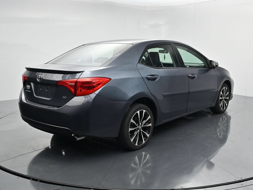 Used 2017 Toyota Corolla SE w/ Carpet Mat Package (TMS) FWD image 7
