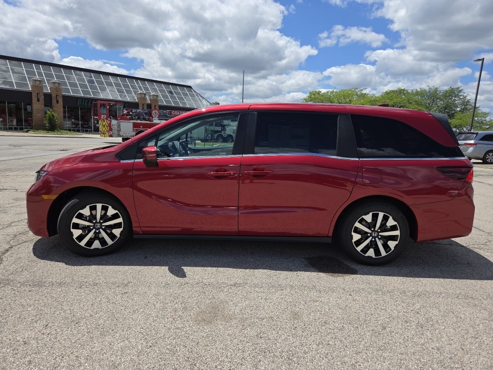 New 2026 Honda Odyssey EX-L image 17