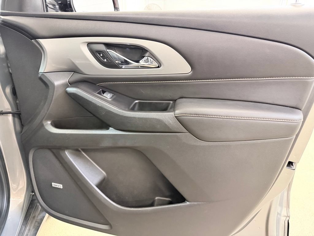 Used 2019 Chevrolet Traverse LT w/ LT Premium Package FWD image 36