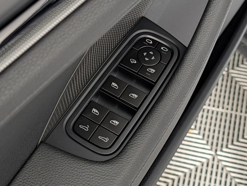 New 2026 Porsche Panamera image 28