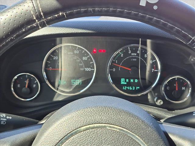 Used 2015 Jeep Wrangler Unlimited Sport w/ Connectivity Group AWD/4WD image 11