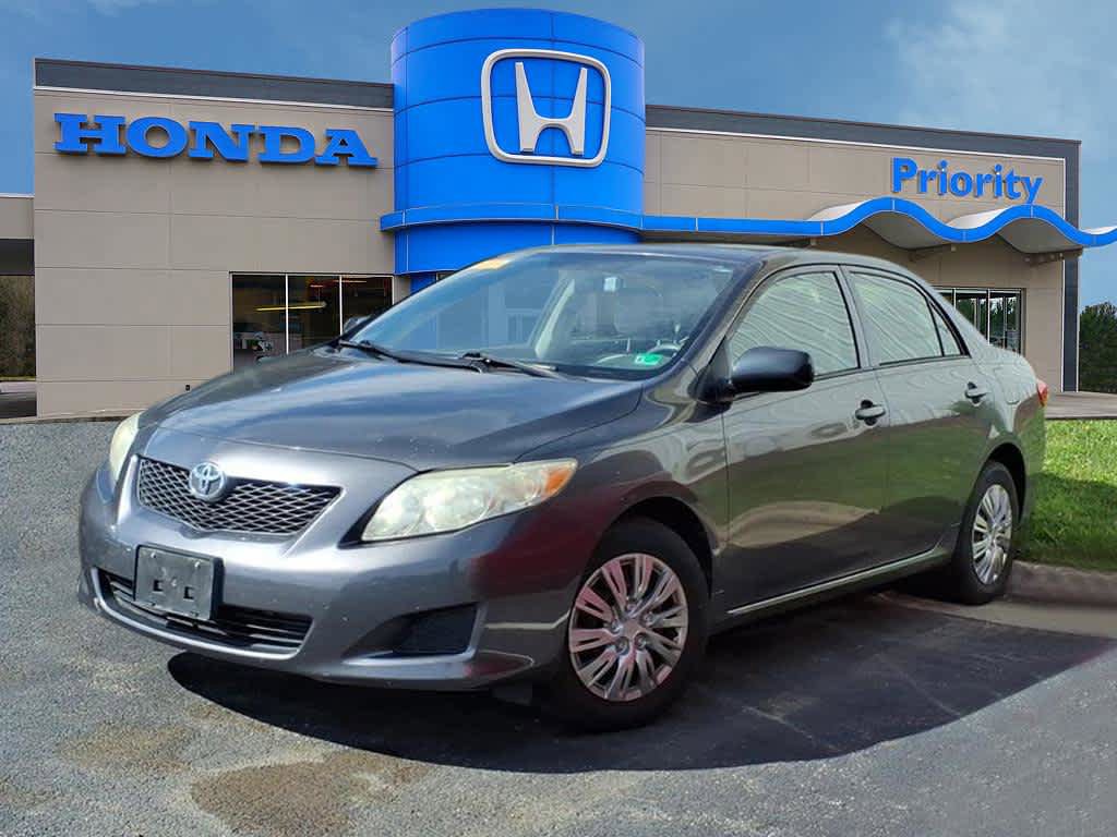 Used 2009 Toyota Corolla LE FWD image 1