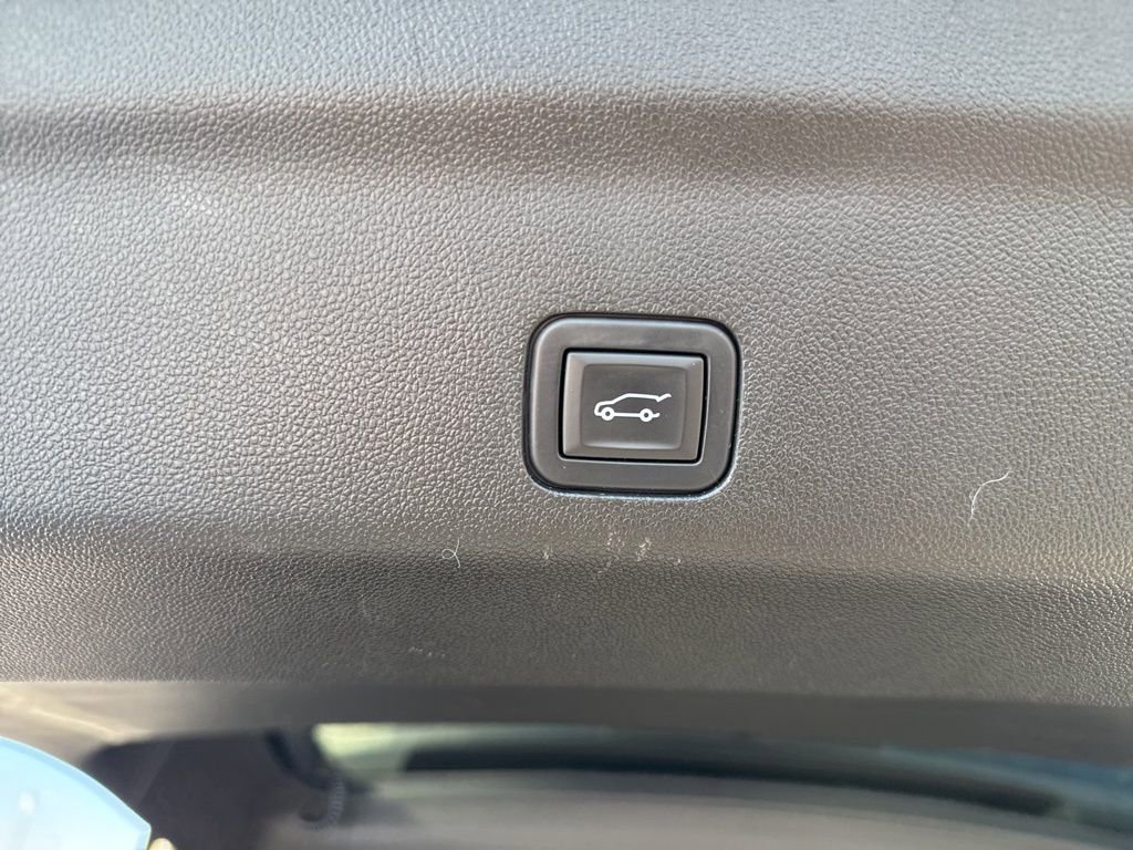 Used 2023 Chevrolet Tahoe LT w/ LT Signature Plus Package image 31