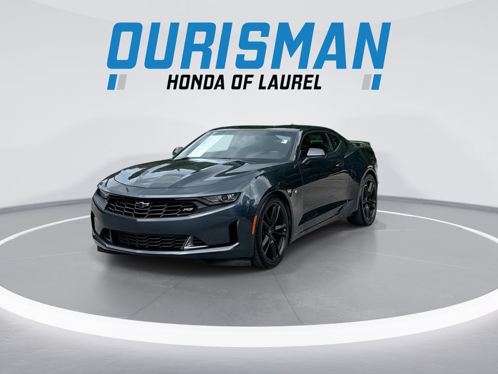 Used 2021 Chevrolet Camaro LT w/ RS Package RWD image 4