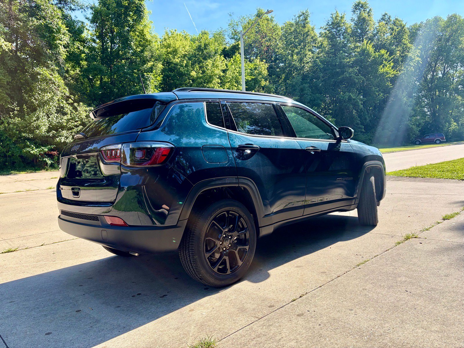 New 2026 Jeep Compass Latitude AWD/4WD image 9