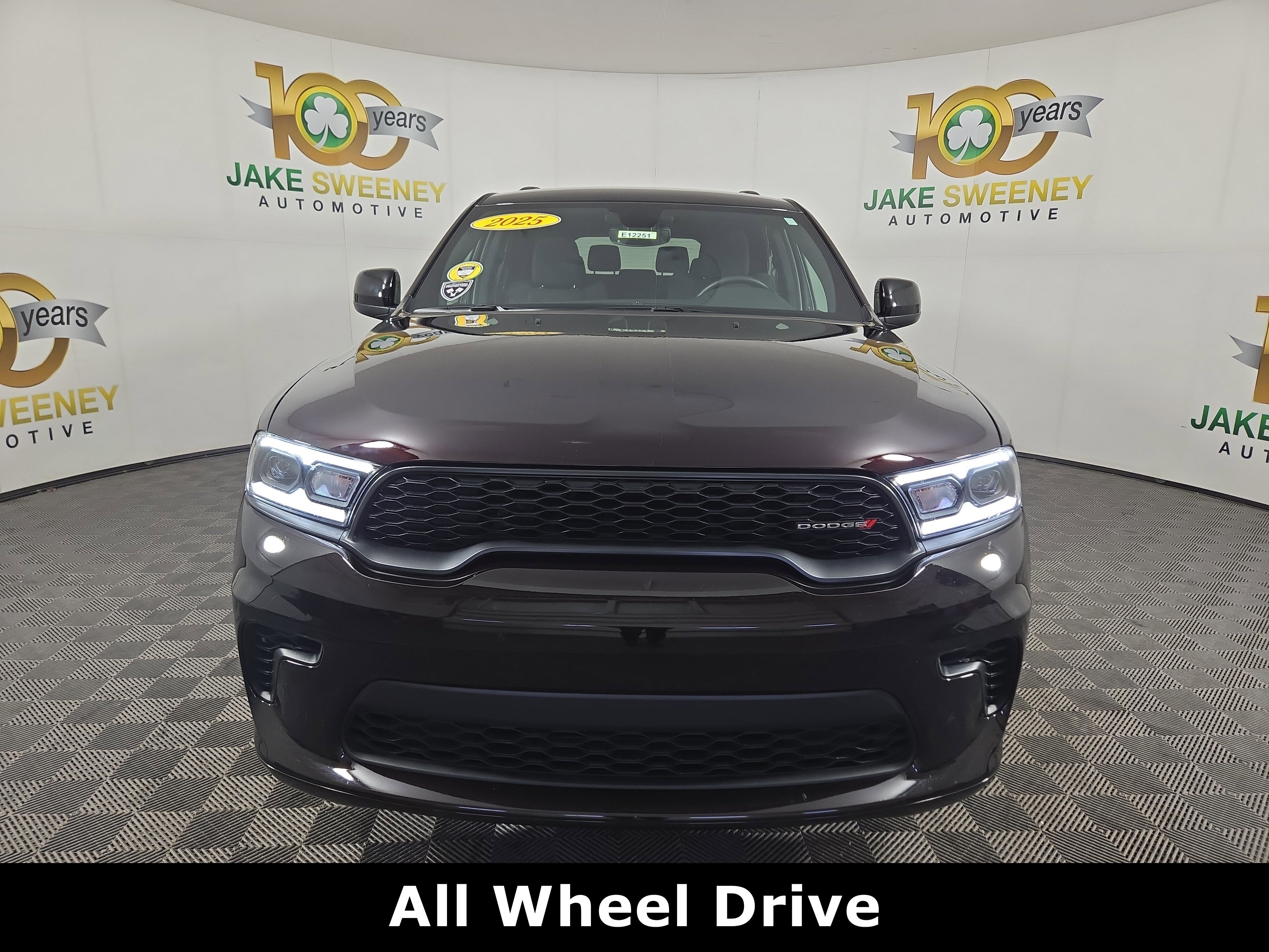 Certified 2025 Dodge Durango GT w/ Blacktop Package image 3