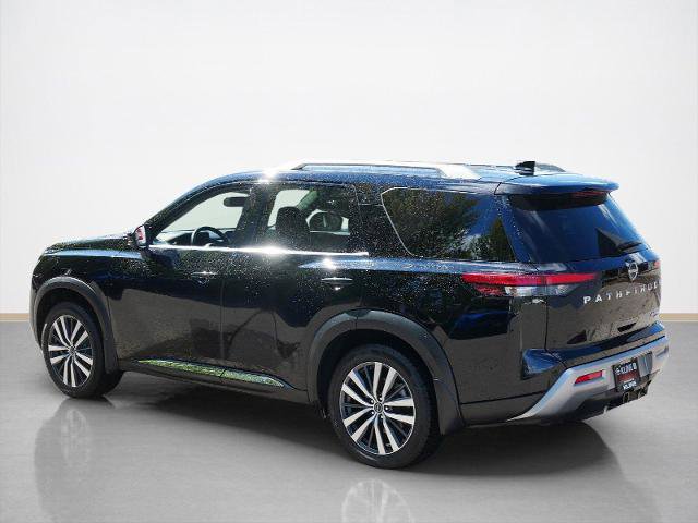 Certified 2022 Nissan Pathfinder Platinum w/ Cargo Package AWD/4WD image 5