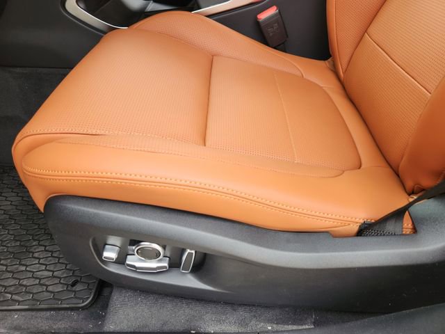 Used 2026 Jaguar F-PACE R-Dynamic S image 23