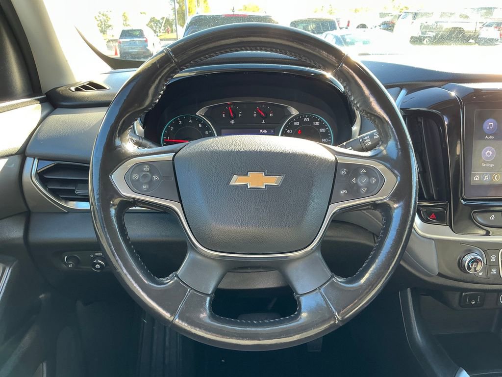 Used 2020 Chevrolet Traverse LT image 19