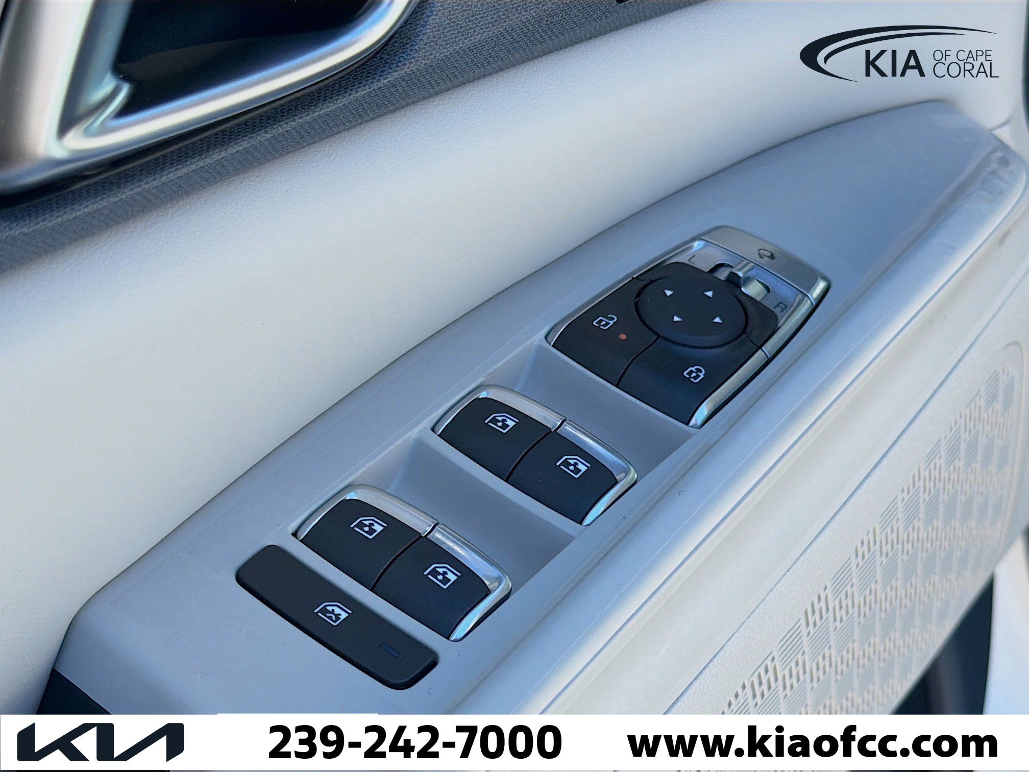 New 2026 Kia Carnival EX image 24