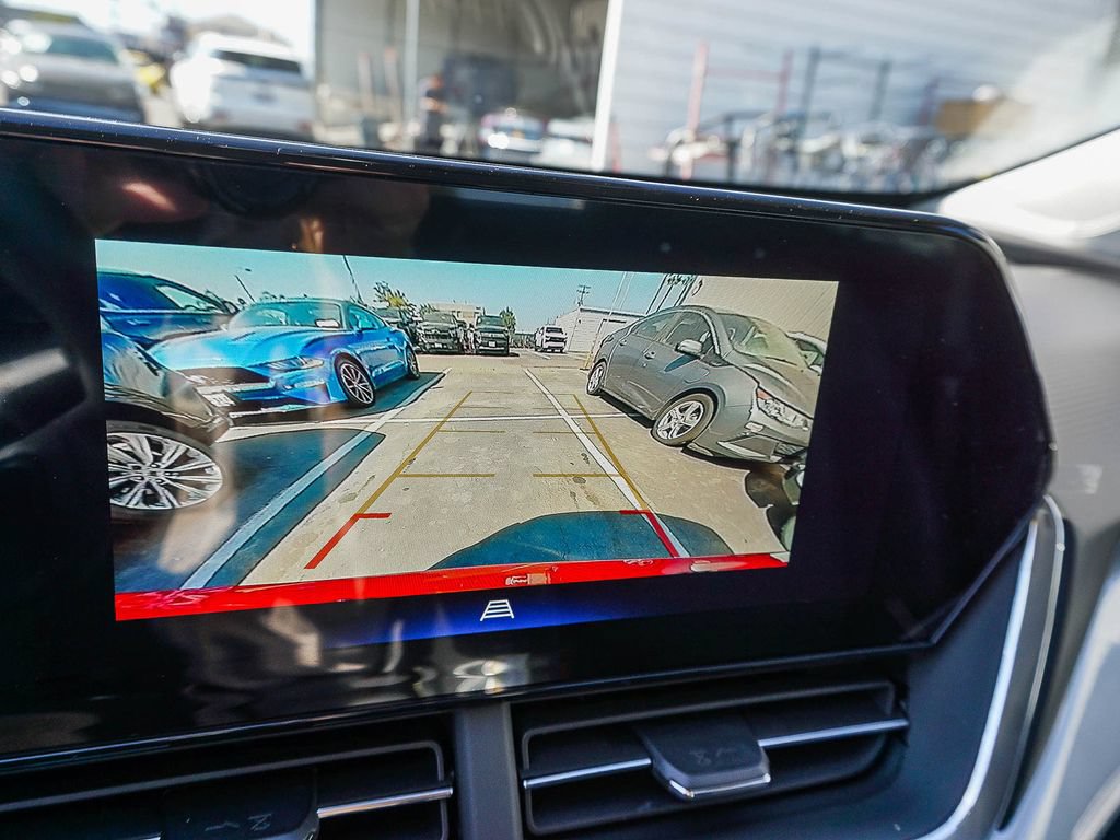 Used 2026 Chevrolet Trax LT w/ Driver Confidence Package FWD image 23