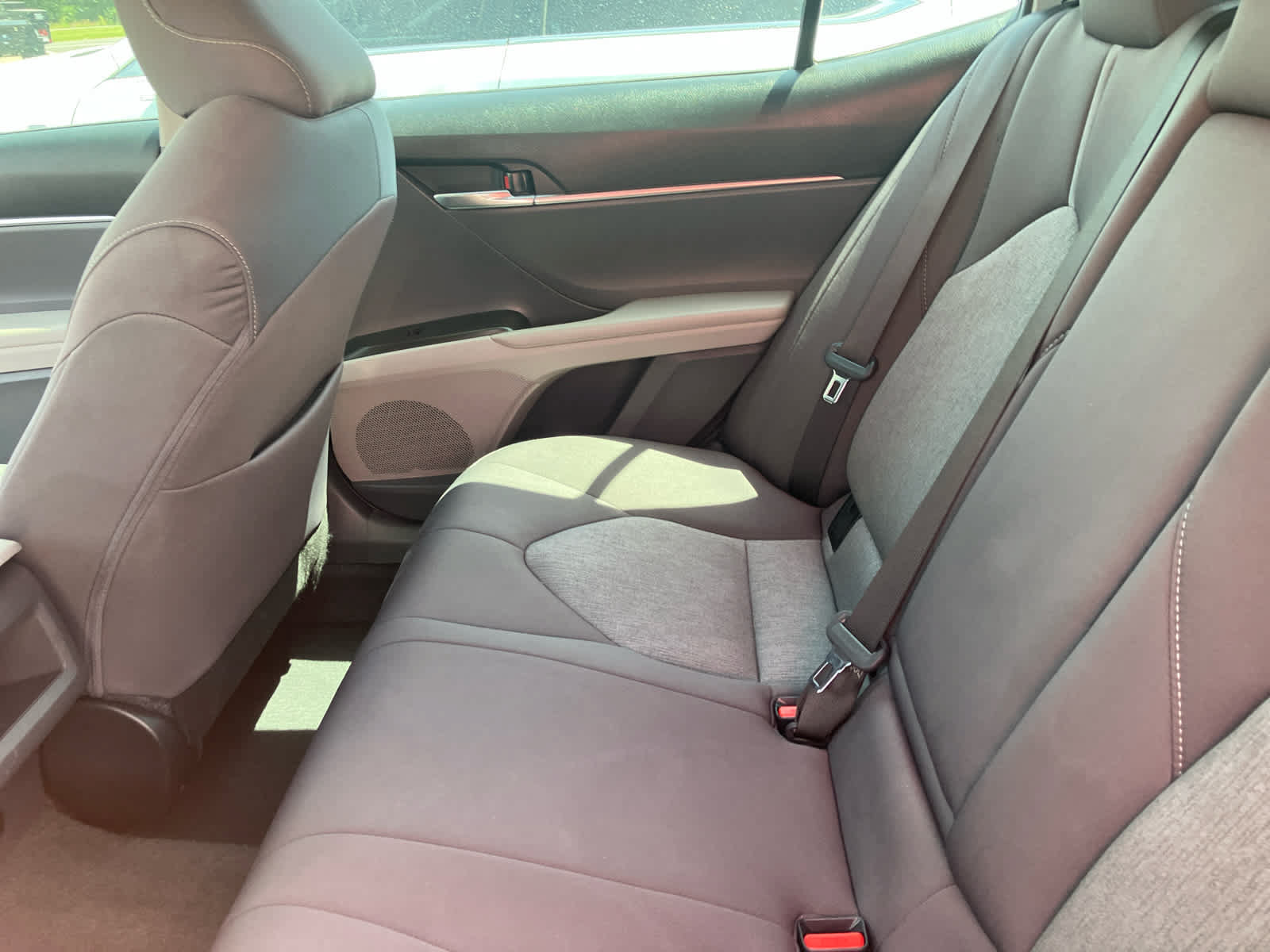 Used 2024 Toyota Camry LE FWD image 33