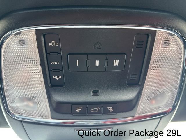 Used 2019 Dodge Durango SRT w/ Technology Group image 23