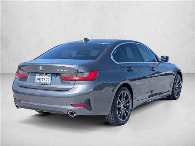 Used 2021 BMW 330e w/ Premium Package RWD image 5