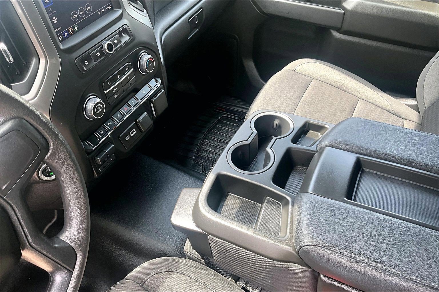 Used 2024 Chevrolet Silverado 2500 Custom w/ Custom Value Package AWD/4WD image 14