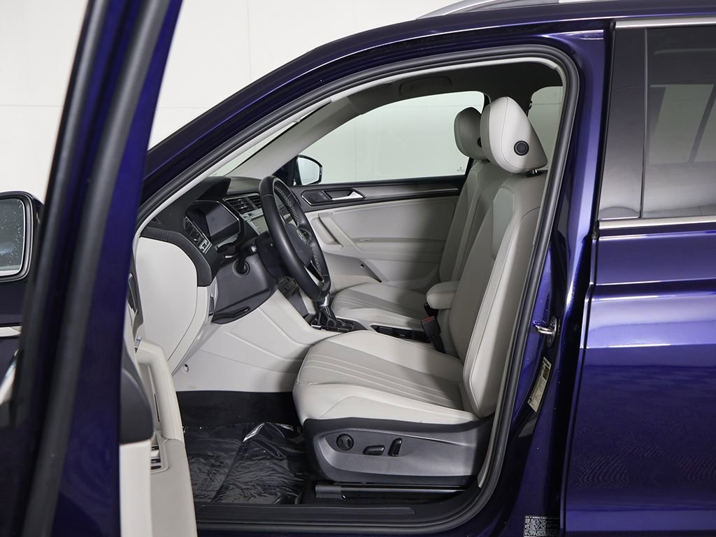 Used 2023 Volkswagen Tiguan SE image 28