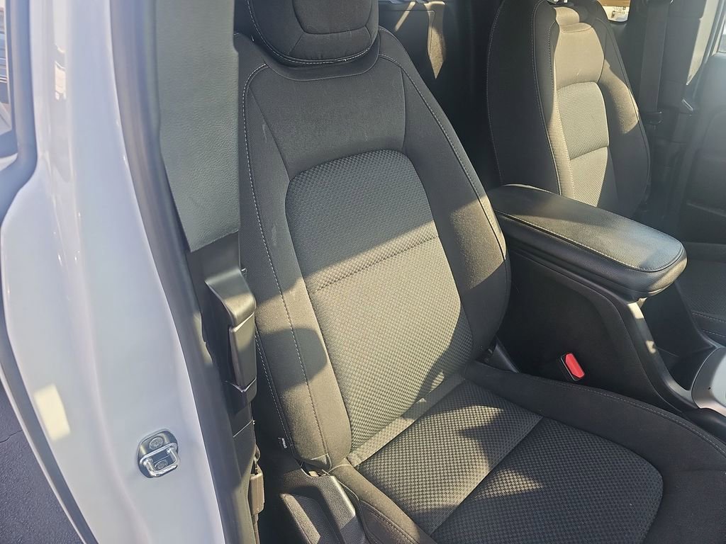 Used 2022 Chevrolet Colorado LT w/ Fleet Safety Package RWD image 33