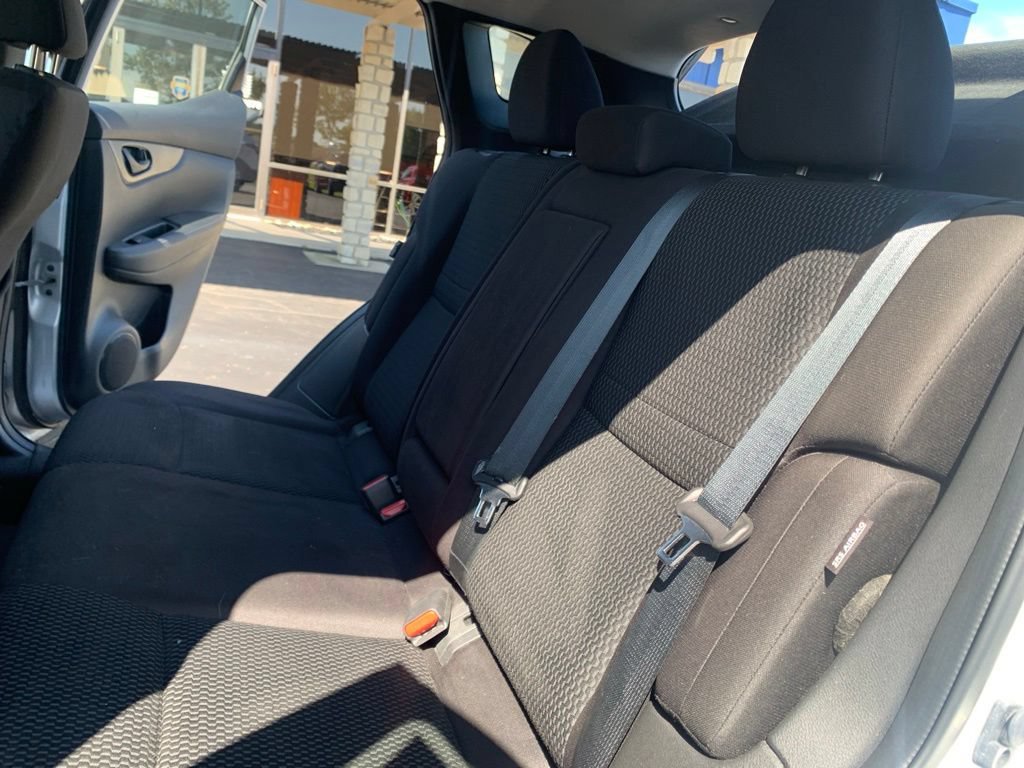 Used 2020 Nissan Rogue Sport S AWD/4WD image 27