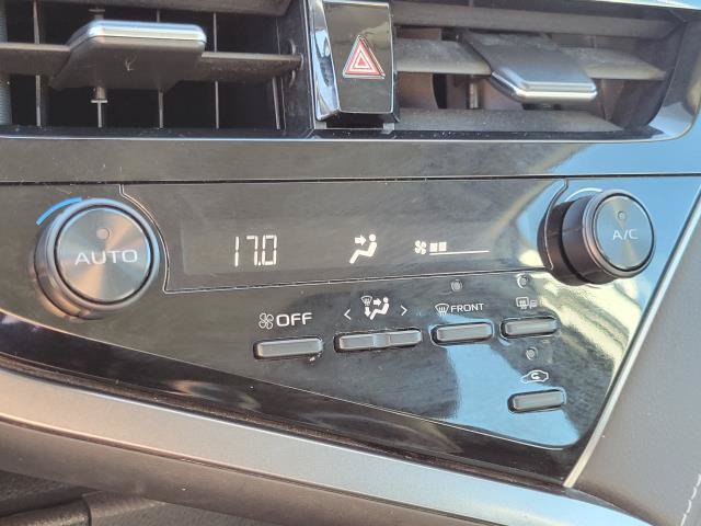 Used 2024 Toyota Camry SE FWD image 24
