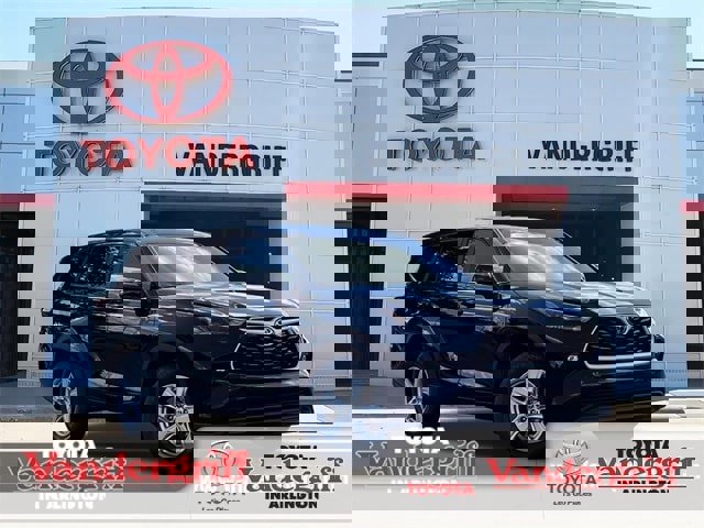 Certified 2024 Toyota Highlander LE