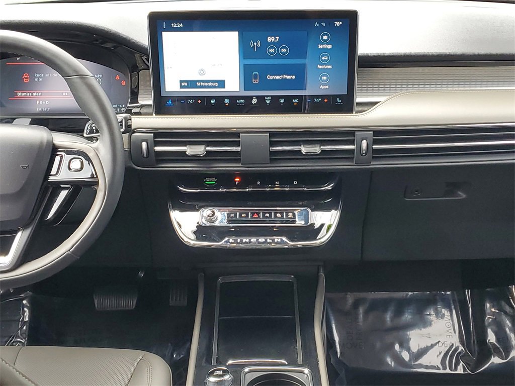 Used 2023 Lincoln Corsair FWD w/ Equipment Group 101A image 16