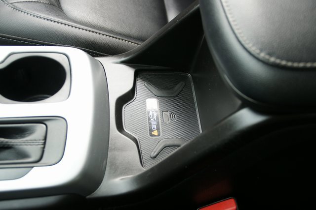 Used 2022 Chevrolet Colorado ZR2 image 25