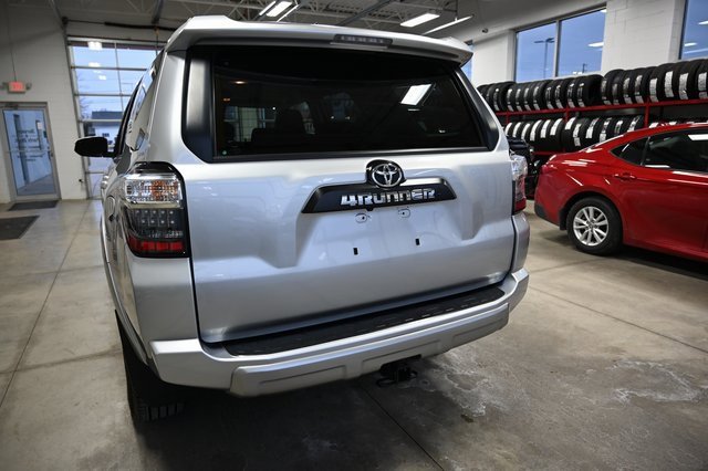 Used 2024 Toyota 4Runner TRD Off-Road image 7