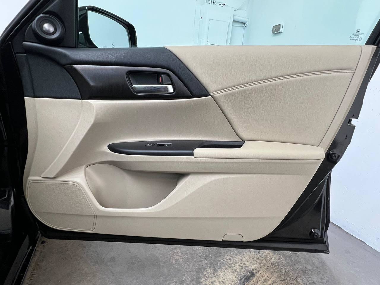 Used 2015 Honda Accord EX-L image 13