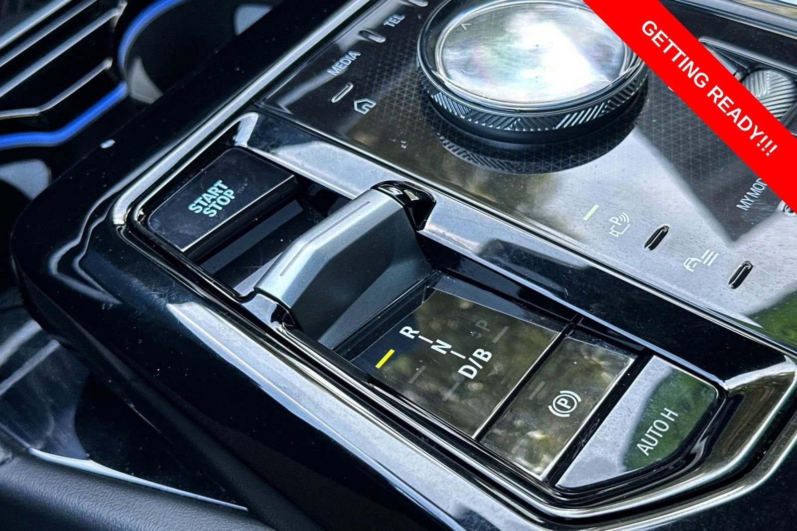 Used 2025 BMW i5 eDrive40i w/ M Sport Package image 21