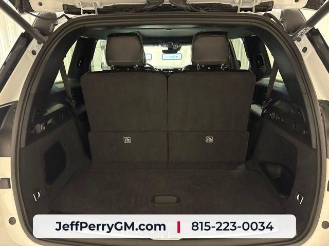 Used 2025 Jeep Grand Cherokee L Overland w/ Trailer Tow Package AWD/4WD image 29