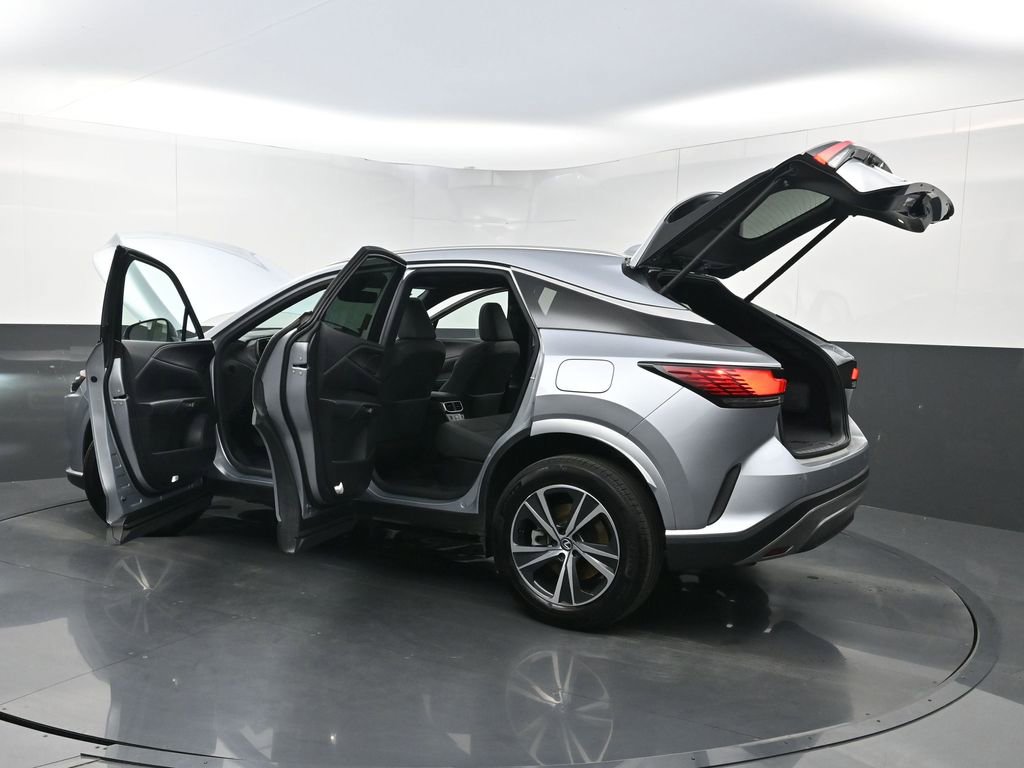 Used 2023 Lexus RX 350 Premium w/ Accessory Package image 38