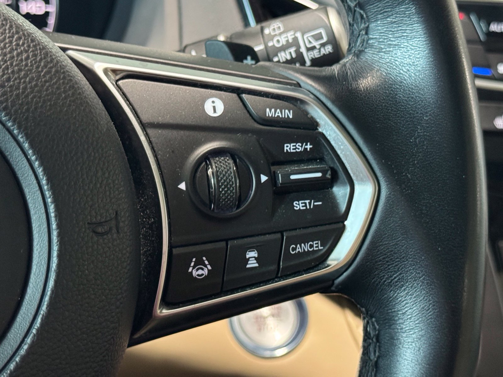 Used 2021 Acura RDX w/ Technology Package AWD/4WD image 31