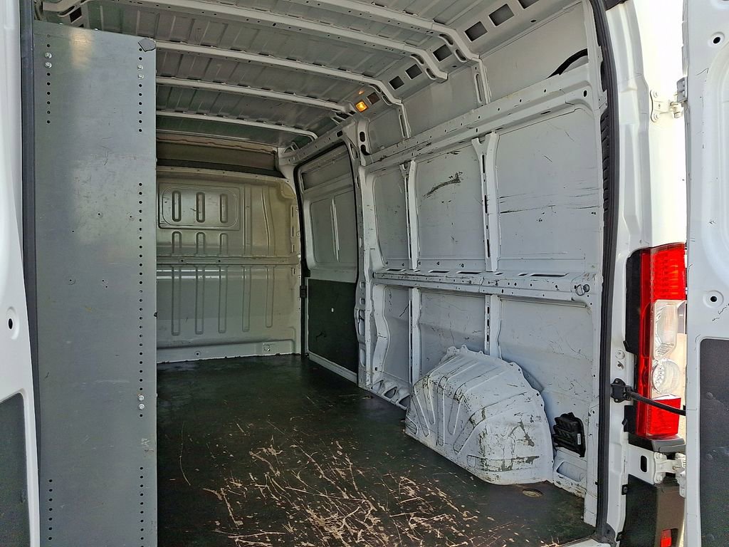 Used 2023 RAM ProMaster 2500 w/ Convenience Group FWD image 28