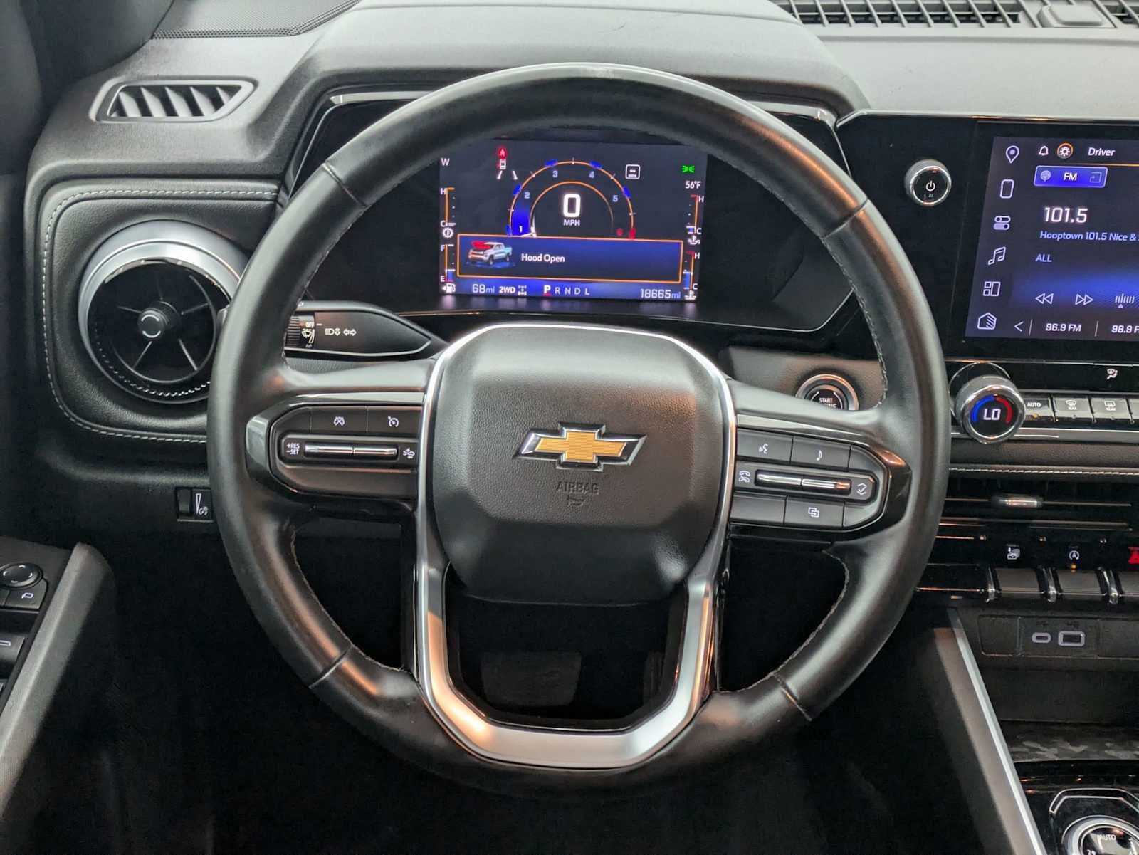 Used 2023 Chevrolet Colorado LT w/ LT Convenience Package AWD/4WD image 25