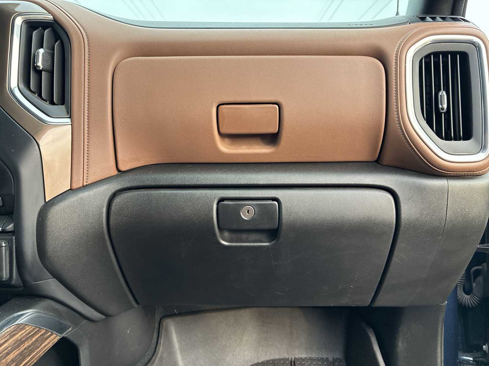 Used 2023 Chevrolet Silverado 2500 High Country w/ Z71 Off-Road Package image 30