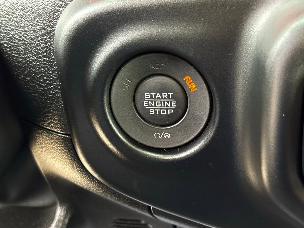 Used 2022 Jeep Wrangler Unlimited Rubicon w/ LED Lighting Group image 21