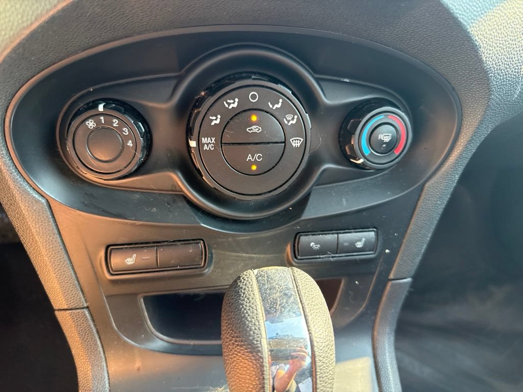 Used 2012 Ford Fiesta SE FWD image 19