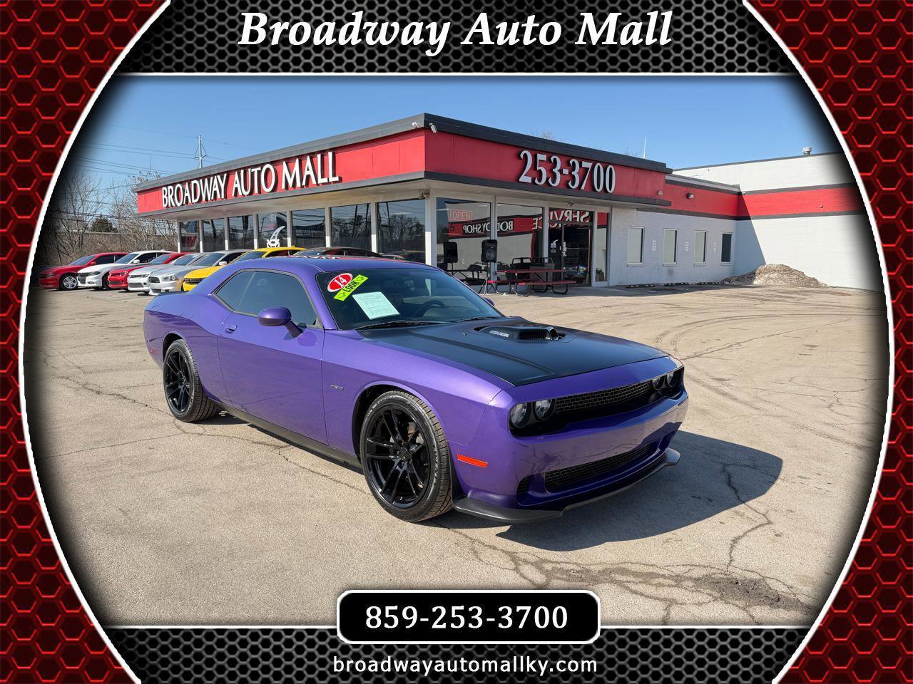 Used 2014 Dodge Challenger R/T image 1