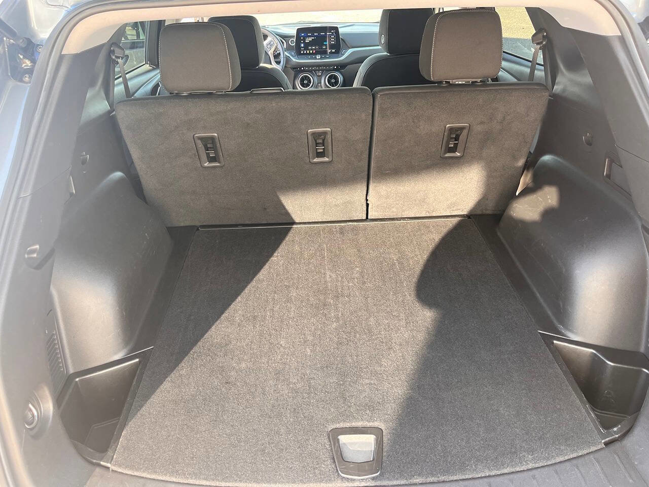 Used 2025 Chevrolet Blazer LT image 31