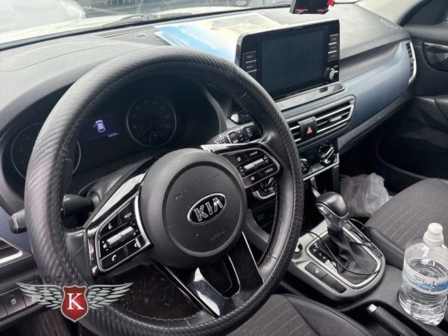 Used 2021 Kia Seltos S AWD/4WD image 4